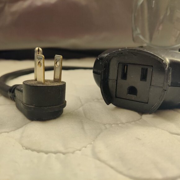 24 Hour Mechanical Outdoor Timer Outlet, Outdoor Timer for Lights or Garden - Picture 2 of 4